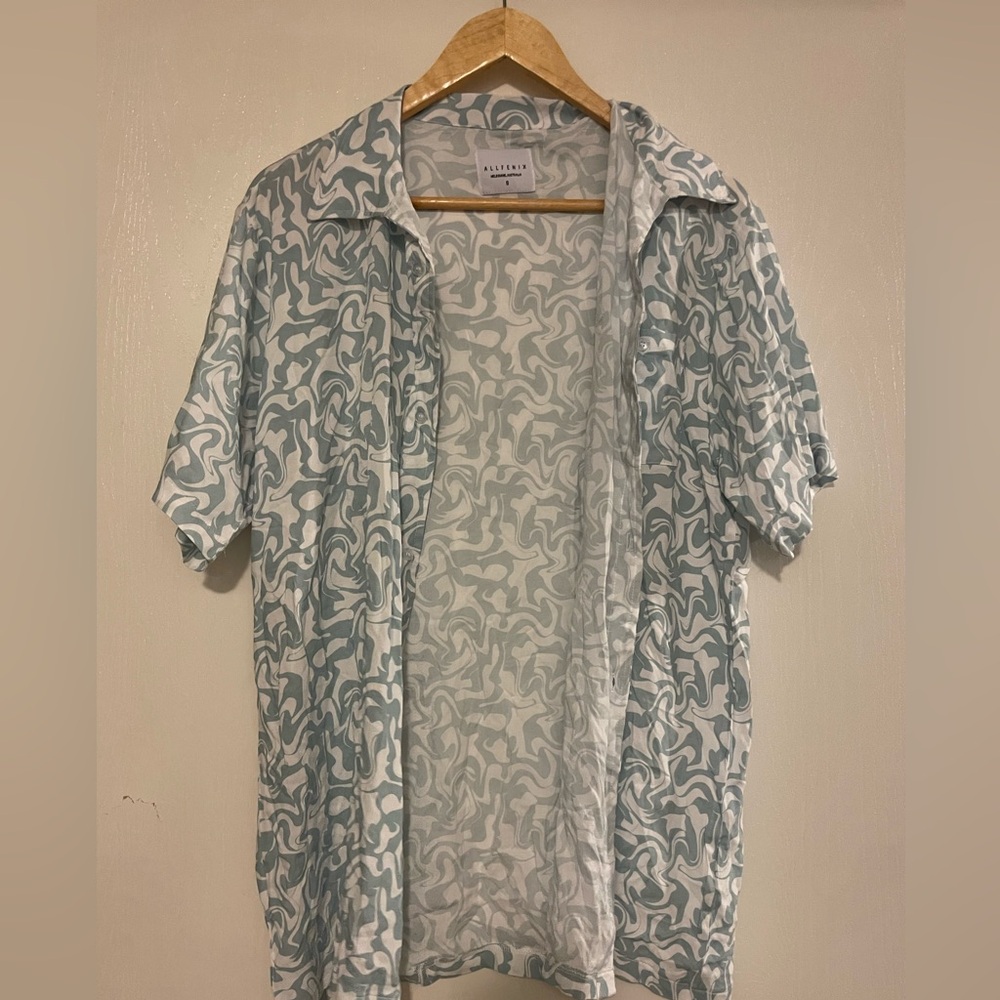 ALLFENIX Small Men’s Button Down Short Sleeve Top